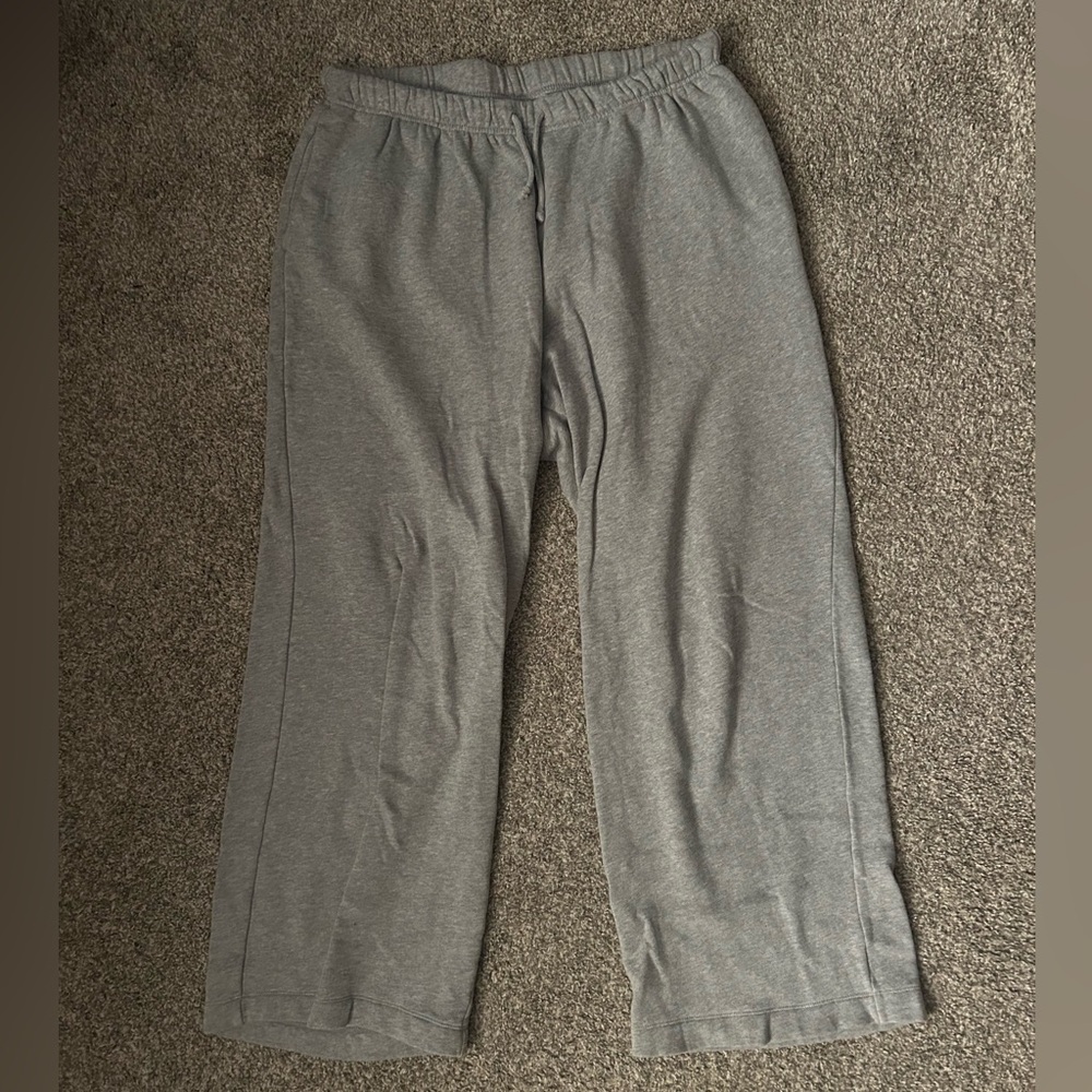 Old Navy Heather Gray Wide Leg Sweatpants